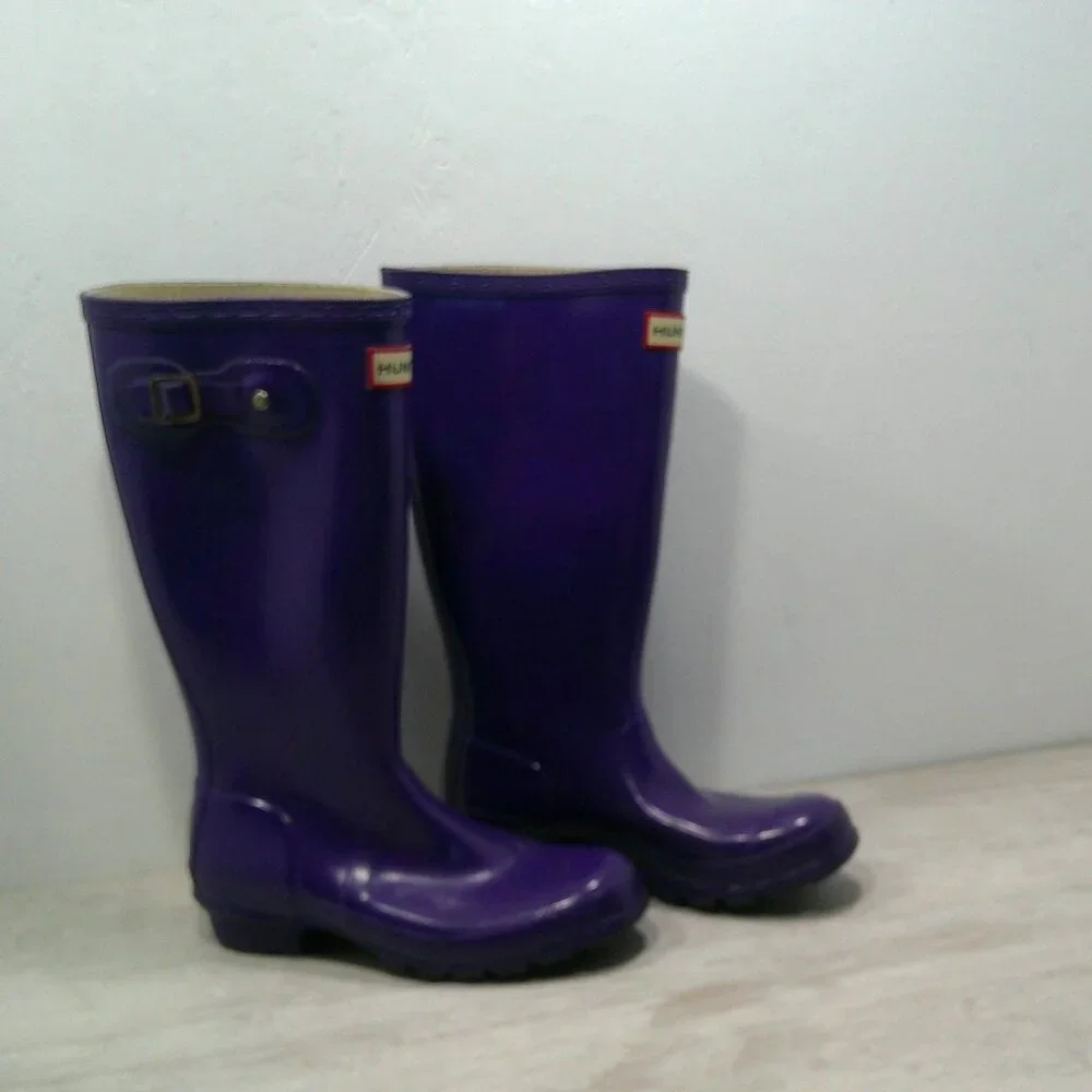 Hunter Purple Rain Tall Rubber Waterproof Puddle Stomping Rain Boots Size 5 M